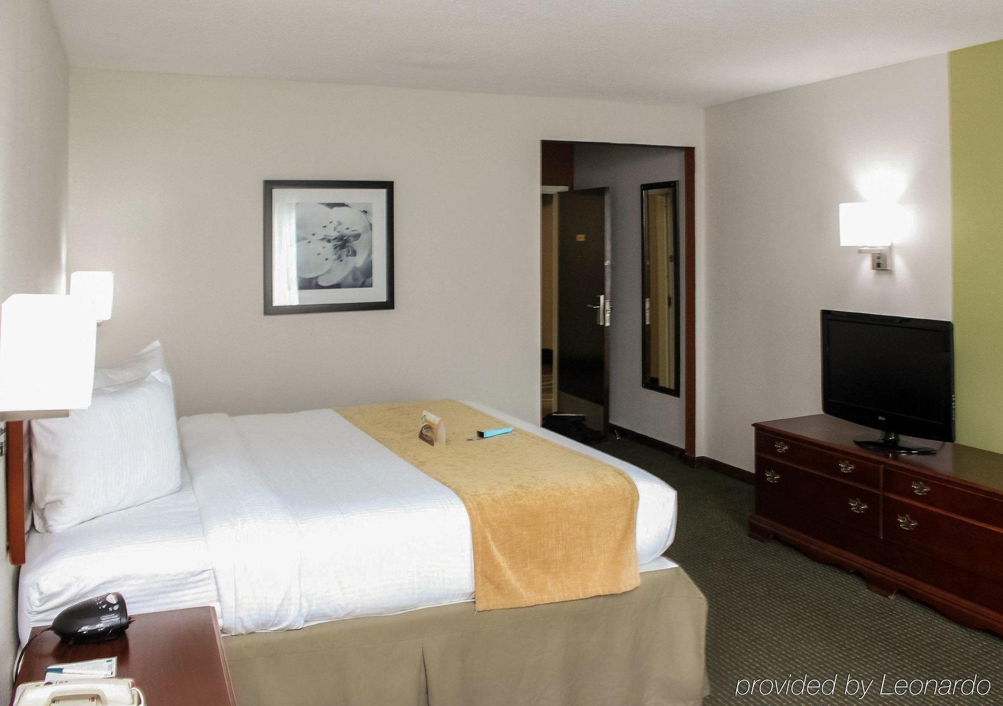 Quality Inn Warsaw Near Rappahannock River Exterior photo